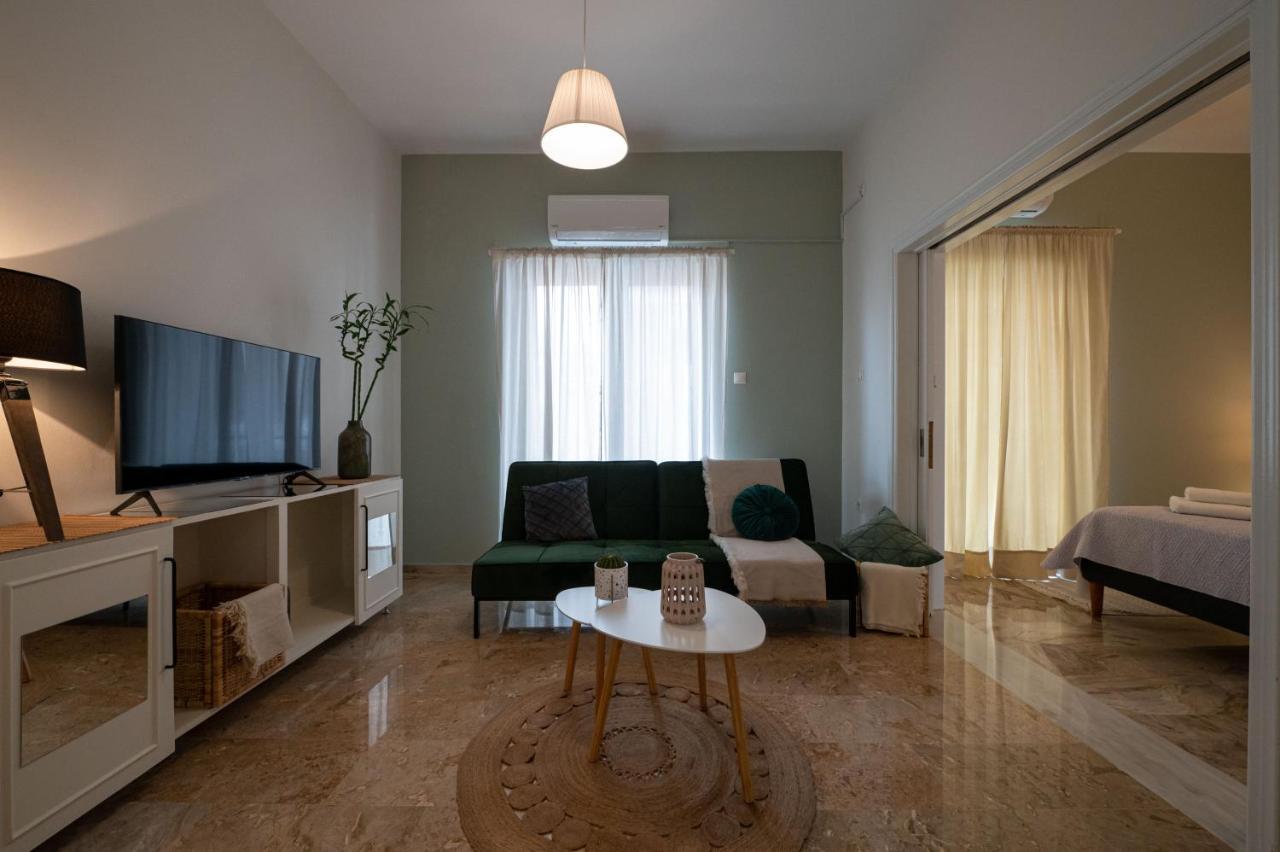 Anesis With A Yard Apartment Kalamata Luaran gambar