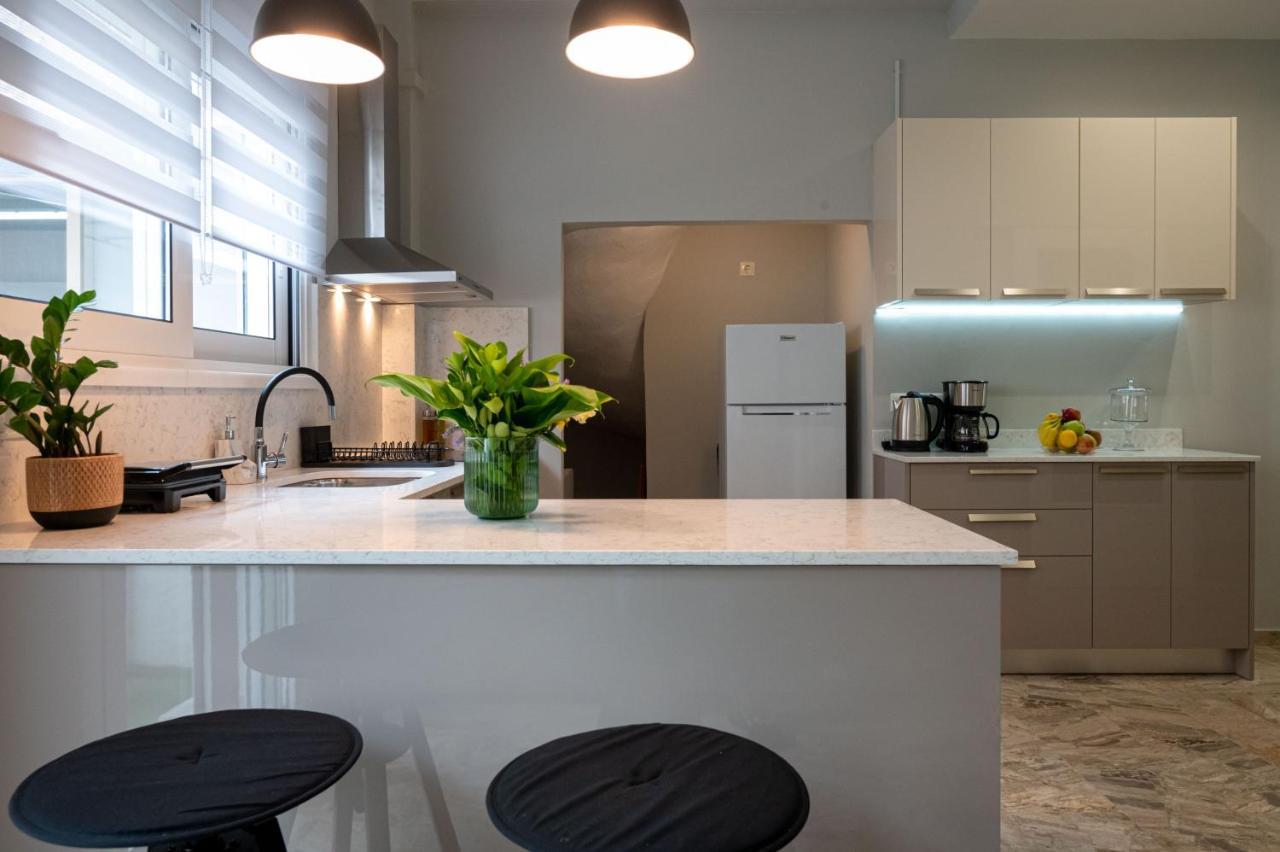 Anesis With A Yard Apartment Kalamata Luaran gambar